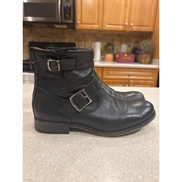 Frye Veronica Women's Size 7B Black Leather Back Zip Ankle Moto Riding Boots - Picture 6 of 9